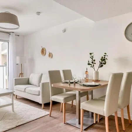Ovelia Montpellier - Les Balcons De Montcalm Apartment Exterior photo