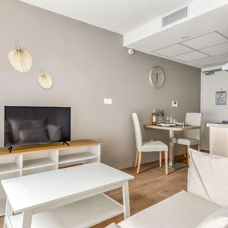 Ovelia Montpellier - Les Balcons De Montcalm Apartment Exterior photo